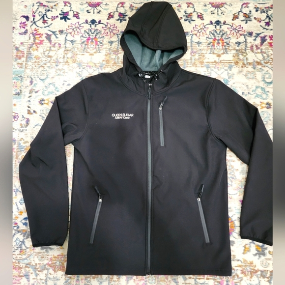 TV Queen Sugar Crew S7, Unisex Isolated Hooded Rain Coat Waterproof, sz MD - Picture 1 of 14